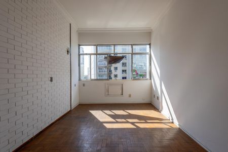 Apartamento à venda com 70m², 2 quartos e sem vagaSala
