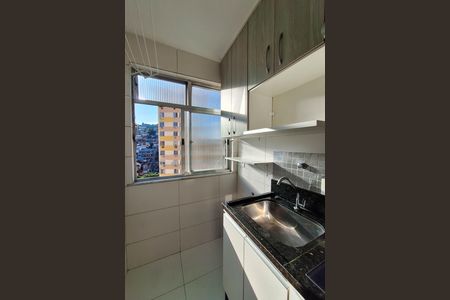 Apartamento para alugar com 65m², 2 quartos e 1 vagaÁrea de Serviço