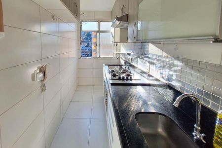 Apartamento para alugar com 65m², 2 quartos e 1 vagaCozinha