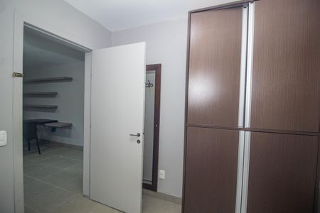 Casa à venda com 300m², 4 quartos e 5 vagasSuíte 1