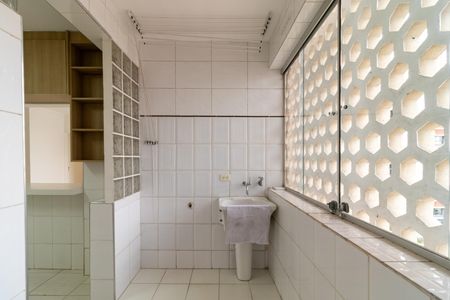 Apartamento à venda com 102m², 2 quartos e 1 vagaÁrea de Serviço