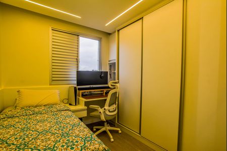 Apartamento à venda com 63m², 3 quartos e 1 vagaQuarto 2