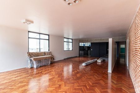 Apartamento à venda com 244m², 4 quartos e 1 vagaSala