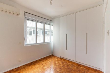Apartamento à venda com 244m², 4 quartos e 1 vagaSuíte 3