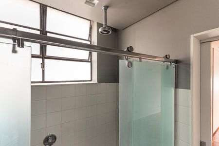 Apartamento à venda com 244m², 4 quartos e 1 vagaBanheiro da Suíte 1