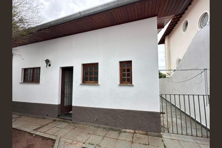 Casa à venda com 300m², 5 quartos e 4 vagas Casa à venda com 300m², 5 quartos e 4 vagasFoto 06