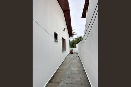 Casa à venda com 300m², 5 quartos e 4 vagas Casa à venda com 300m², 5 quartos e 4 vagasFoto 25