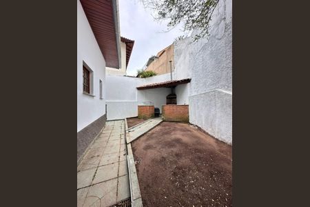 Casa à venda com 300m², 5 quartos e 4 vagas Casa à venda com 300m², 5 quartos e 4 vagasFoto 21