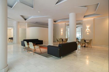 Apartamento à venda com 130m², 3 quartos e sem vagaÁrea comum - Salão de festas