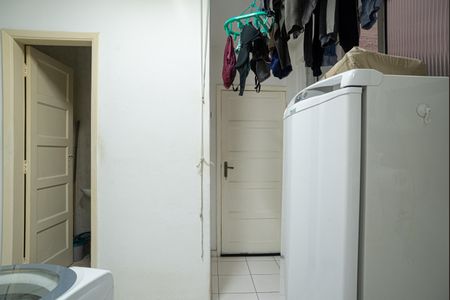 Apartamento à venda com 130m², 3 quartos e sem vagaÁrea de Serviço