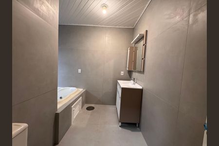 Casa para alugar com 160m², 3 quartos e 4 vagasBanheiro Suíte