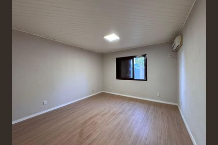 Casa para alugar com 160m², 3 quartos e 4 vagasSuíte