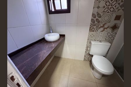 Casa para alugar com 160m², 3 quartos e 4 vagasBanheiro Social