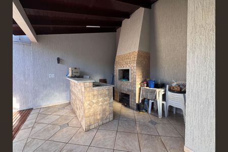 Casa para alugar com 160m², 3 quartos e 4 vagasÁrea comum