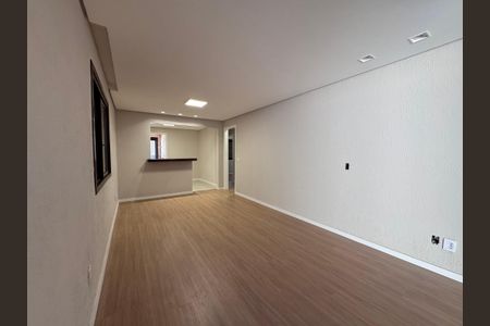 Casa para alugar com 160m², 3 quartos e 4 vagasSala