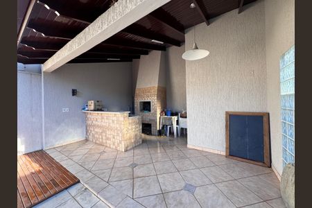 Casa para alugar com 160m², 3 quartos e 4 vagasÁrea comum