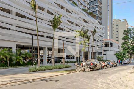 Studio à venda com 32m², 1 quarto e 1 vaga Studio à venda com 32m², 1 quarto e 1 vagaFachada