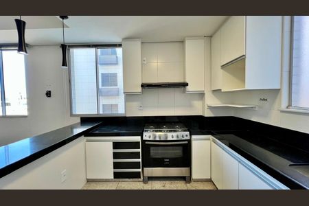 Apartamento à venda com 169m², 3 quartos e 3 vagasCozinha