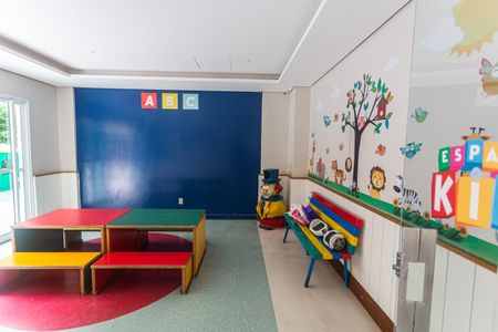 Apartamento à venda com 120m², 4 quartos e 2 vagas Apartamento à venda com 120m², 4 quartos e 2 vagasBrinquedoteca