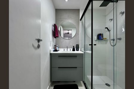 Apartamento à venda com 83m², 2 quartos e 2 vagas Apartamento à venda com 83m², 2 quartos e 2 vagasBanheiro Suíte 2