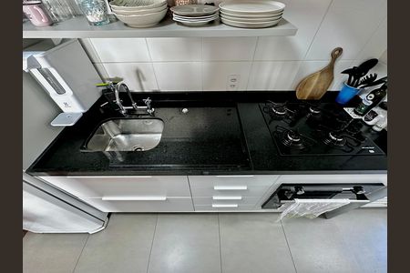 Apartamento à venda com 83m², 2 quartos e 2 vagas Apartamento à venda com 83m², 2 quartos e 2 vagasCozinha
