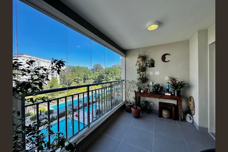 Apartamento à venda com 83m², 2 quartos e 2 vagas Apartamento à venda com 83m², 2 quartos e 2 vagasVaranda