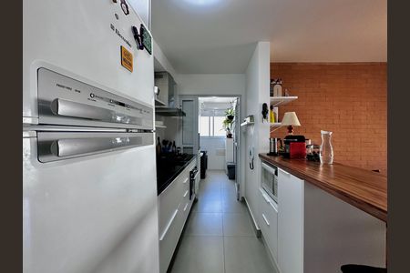 Apartamento à venda com 83m², 2 quartos e 2 vagas Apartamento à venda com 83m², 2 quartos e 2 vagasCozinha