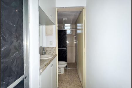 Apartamento à venda com 55m², 2 quartos e 1 vaga Apartamento à venda com 55m², 2 quartos e 1 vagaBanheiro