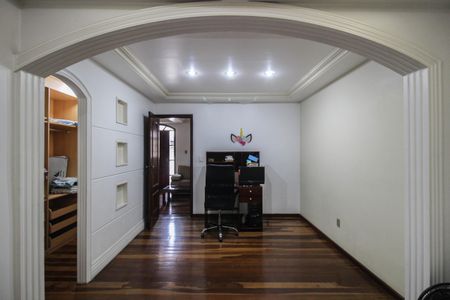 Casa para alugar com 250m², 4 quartos e 2 vagasSuíte 1