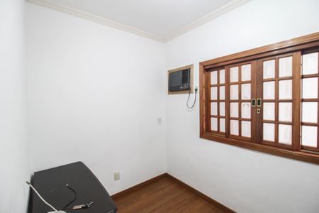Casa para alugar com 250m², 4 quartos e 2 vagasQuarto 2