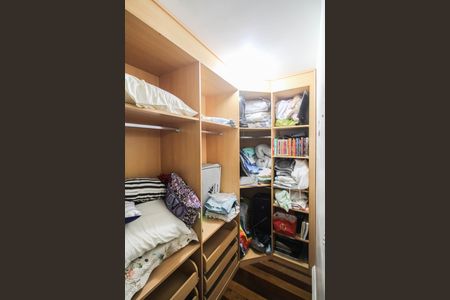 Casa para alugar com 250m², 4 quartos e 2 vagasCloset da suíte 1