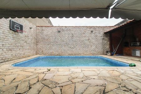 Casa para alugar com 250m², 4 quartos e 2 vagasPiscina