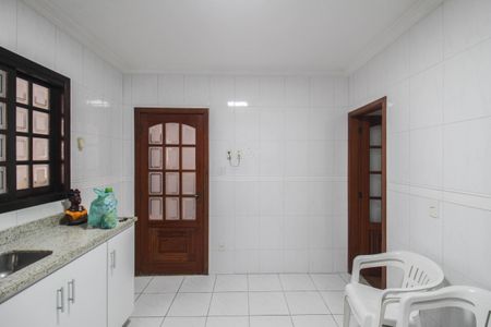 Casa para alugar com 250m², 4 quartos e 2 vagasCozinha