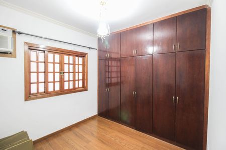 Casa para alugar com 250m², 4 quartos e 2 vagasQuarto 1