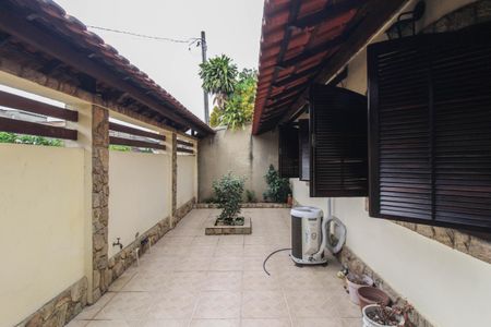 Casa para alugar com 250m², 4 quartos e 2 vagasÁrea externa