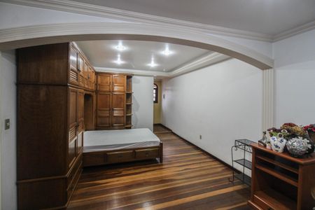 Casa para alugar com 250m², 4 quartos e 2 vagasSuíte 2