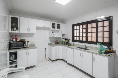 Casa para alugar com 250m², 4 quartos e 2 vagasCozinha