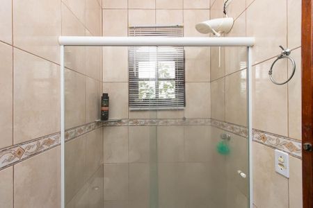 Casa à venda com 349m², 3 quartos e 3 vagas Casa à venda com 349m², 3 quartos e 3 vagasBanheiro da Suíte 2