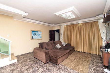 Casa à venda com 349m², 3 quartos e 3 vagas Casa à venda com 349m², 3 quartos e 3 vagasSala