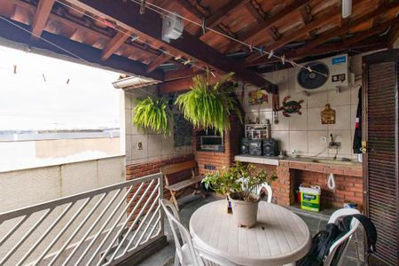 Casa à venda com 349m², 3 quartos e 3 vagas Casa à venda com 349m², 3 quartos e 3 vagasVaranda da Suíte 3