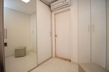 Apartamento para alugar com 38m², 1 quarto e 1 vaga Apartamento para alugar com 38m², 1 quarto e 1 vagaSuíte