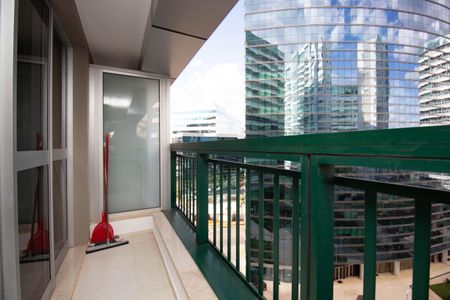 Apartamento para alugar com 38m², 1 quarto e 1 vaga Apartamento para alugar com 38m², 1 quarto e 1 vagaSacada