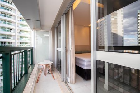 Apartamento para alugar com 38m², 1 quarto e 1 vaga Apartamento para alugar com 38m², 1 quarto e 1 vagaSacada