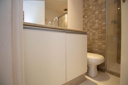 Apartamento para alugar com 38m², 1 quarto e 1 vaga Apartamento para alugar com 38m², 1 quarto e 1 vagaBanheiro da Suíte