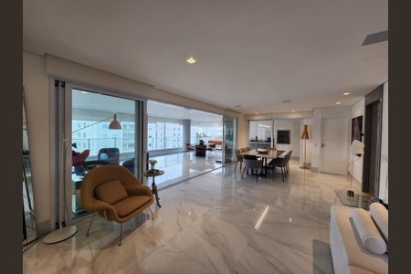 Apartamento à venda com 278m², 3 quartos e 4 vagasSala