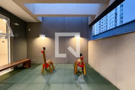 Apartamento à venda com 278m², 3 quartos e 4 vagasÁrea comum - Playground