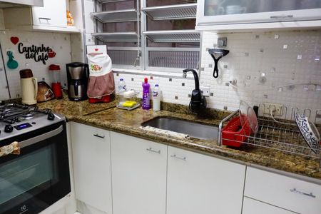 Casa à venda com 148m², 4 quartos e 2 vagasCozinha