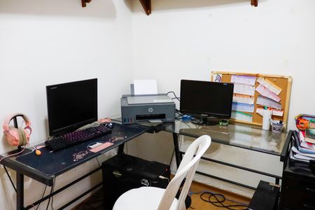 Casa à venda com 148m², 4 quartos e 2 vagasQuarto 3