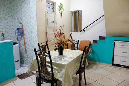 Casa à venda com 148m², 4 quartos e 2 vagasCozinha