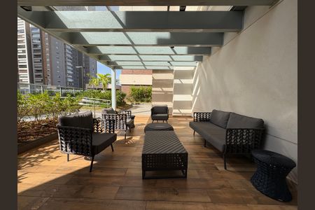 Apartamento para alugar com 132m², 3 quartos e 2 vagasHall social